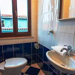 Perla Bleu 4 *
