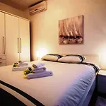 Apartman Perla Bleu 4 *