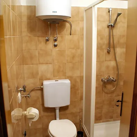 Apartament Perla Bleu 4 *